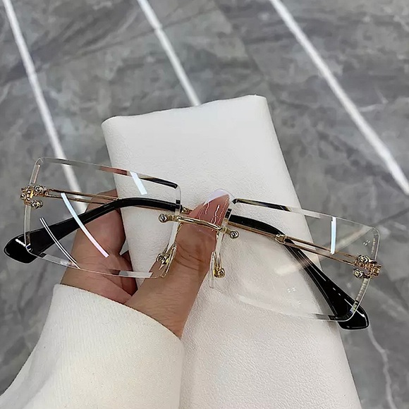 Boutique Other - LAST PAIR !! Unisex Rimless // Fashion Glasses